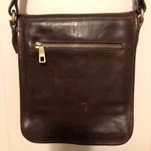 Brown Italian leather mahogany messenger Bag beautiful soft yet sturdy well made